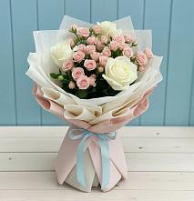 Букет цветов из:  Розы в Алмазном