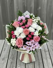 Букет цветов из:  Альстромерии, Гвоздики, Розы и Хризантемы в Алмазном