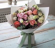 Букет цветов из:  Розы, Лизиантусы и Гвоздики в Алмазном