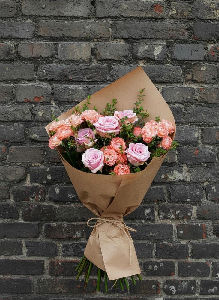 Букет цветов из: Розы в Алмазном