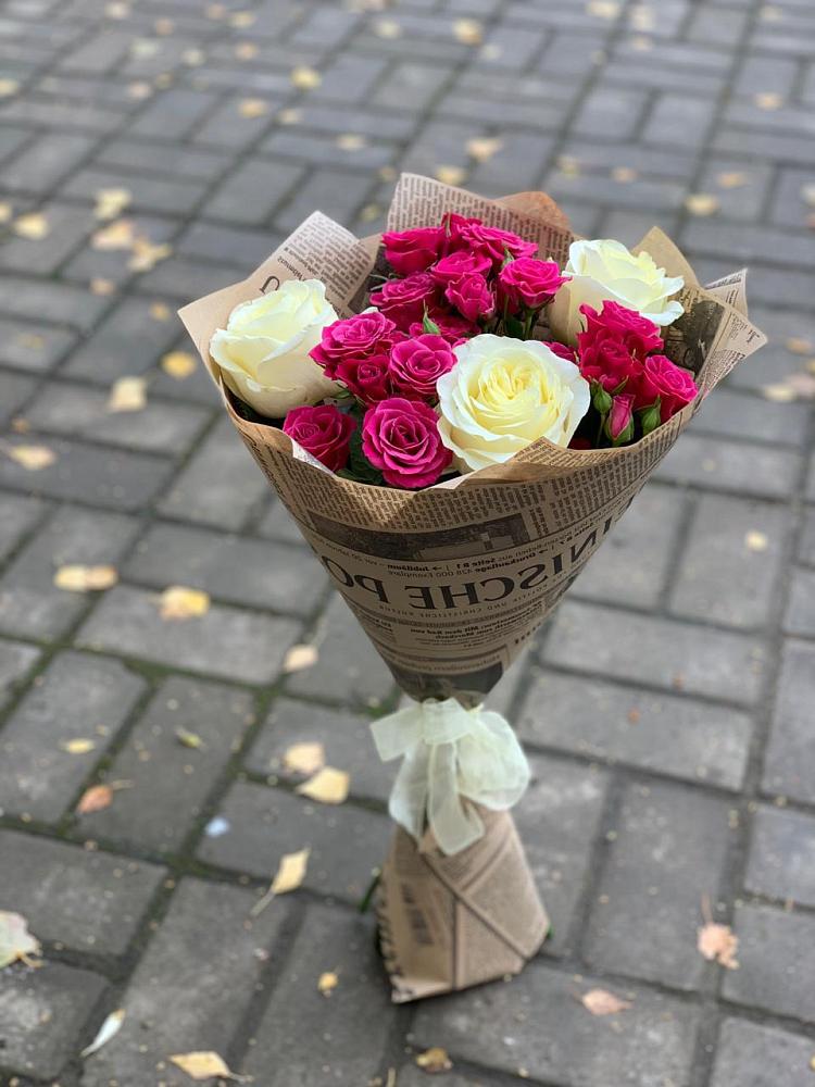 Букет цветов из: Розы в Алмазном