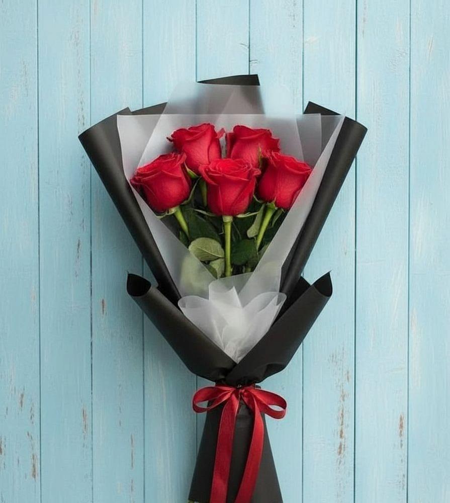 Букет цветов из: Розы в Алмазном