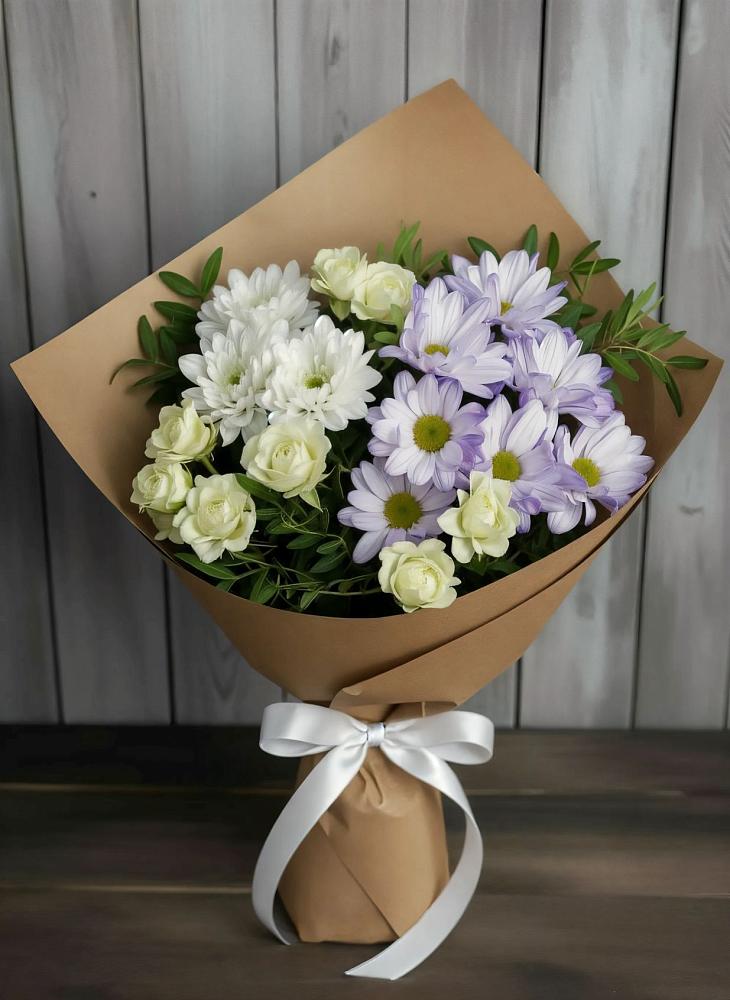 Букет цветов из: Хризантемы и Розы в Алмазном